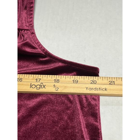 Old Navy Women's Velvet Velour Sleeveless Top Shirt Red Oversized Size Medium - Picture 11 of 13